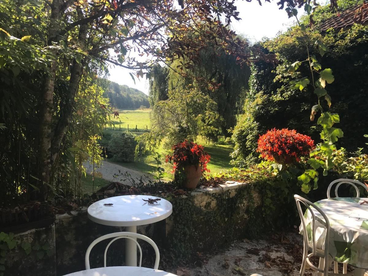 Bed & Breakfast Le Moulin Neuf Saint-Alvère Εξωτερικό φωτογραφία