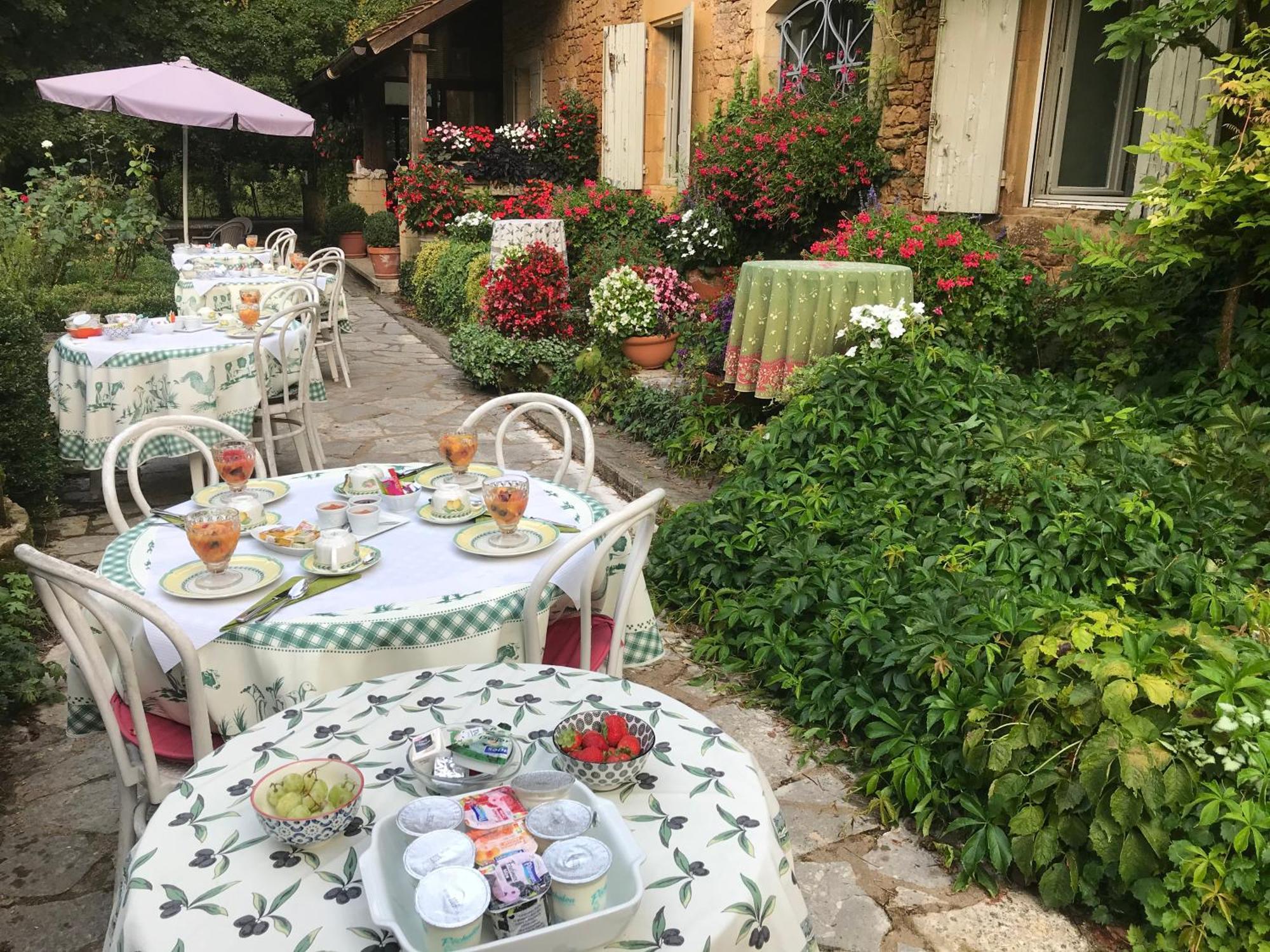 Bed & Breakfast Le Moulin Neuf Saint-Alvère Εξωτερικό φωτογραφία